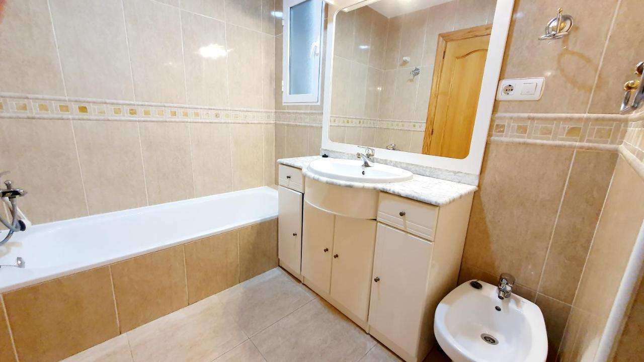 Apartamento Alameda Garden Yecla Luaran gambar